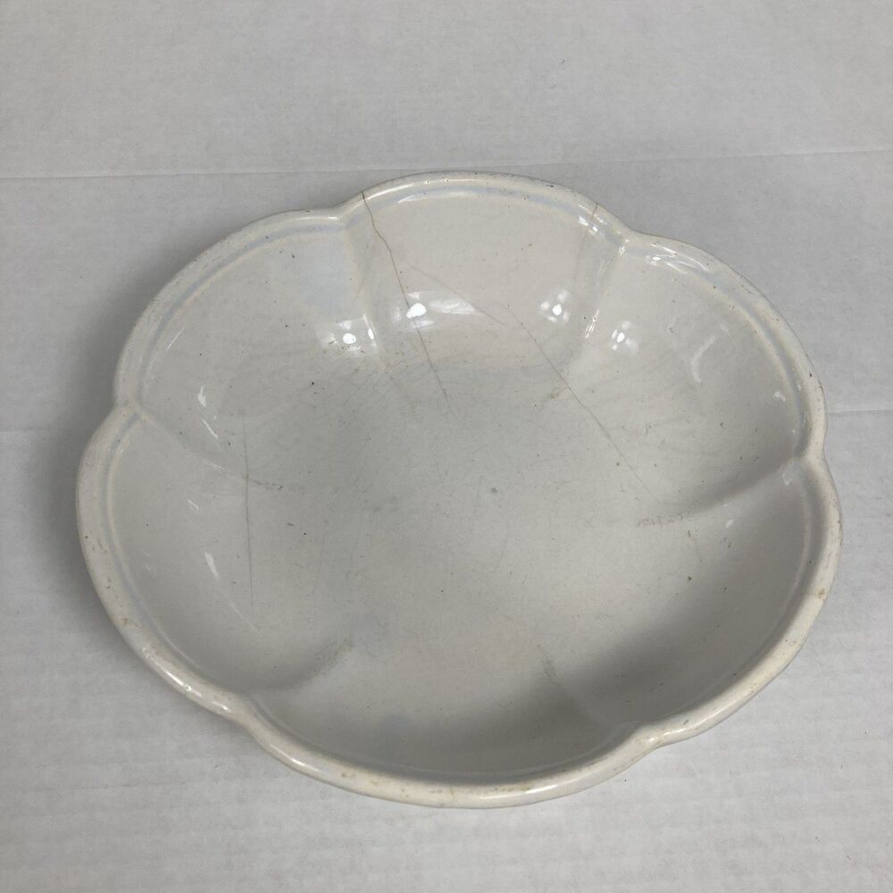Vintage McCoy USA #7528 Pottery Bowl White Blue Hue Scalloped Edge 70s 80s